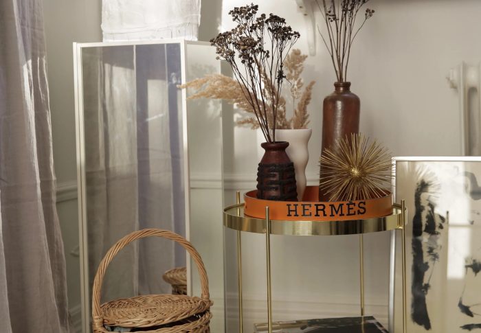 Черная ретро настольная лампа: стильная винтажная декорация для вашего дома