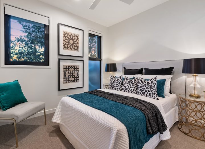 Photo bedside table lamp