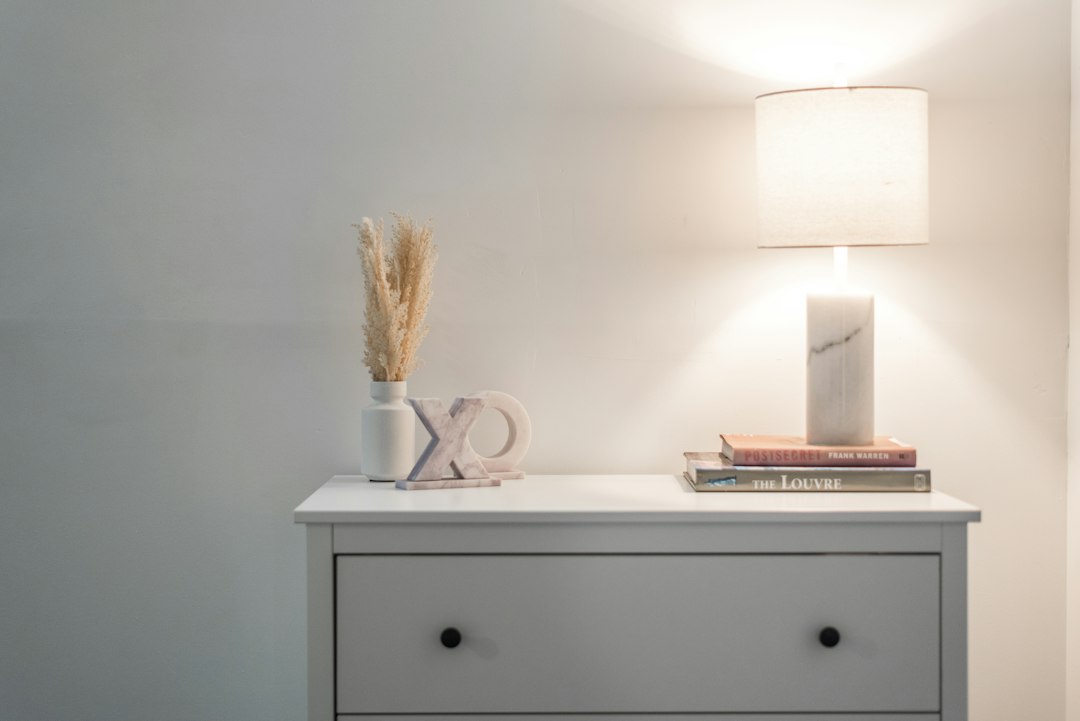 Photo mid century modern alabaster desk lamp